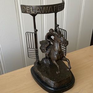 Delaware Park horse Statue